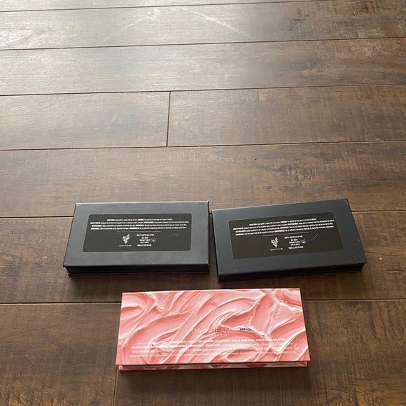 Younique Moonstruck Eye Shadow Palettes and Urban Decay Kristen Leanne Palette - Picture 9 of 11